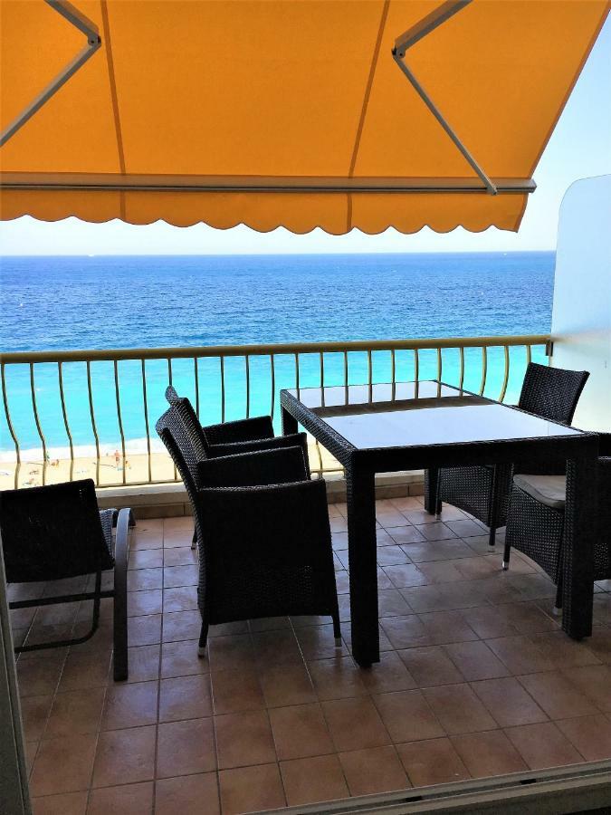 Beachfront Promenade Des Nizza